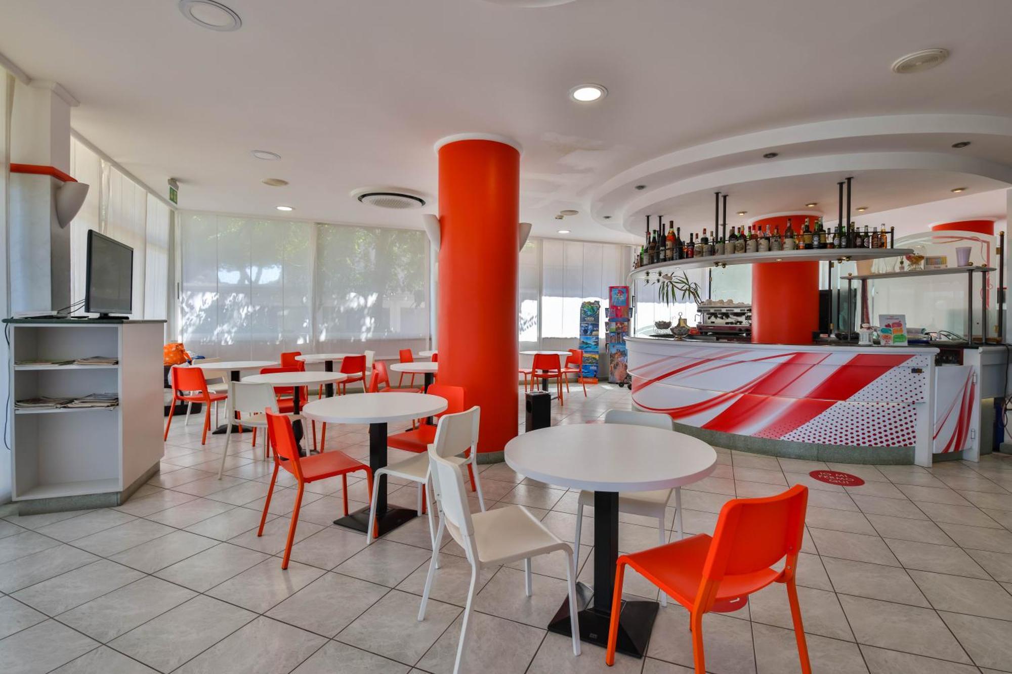 Ciccio Hotel Misano Adriatico Buitenkant foto