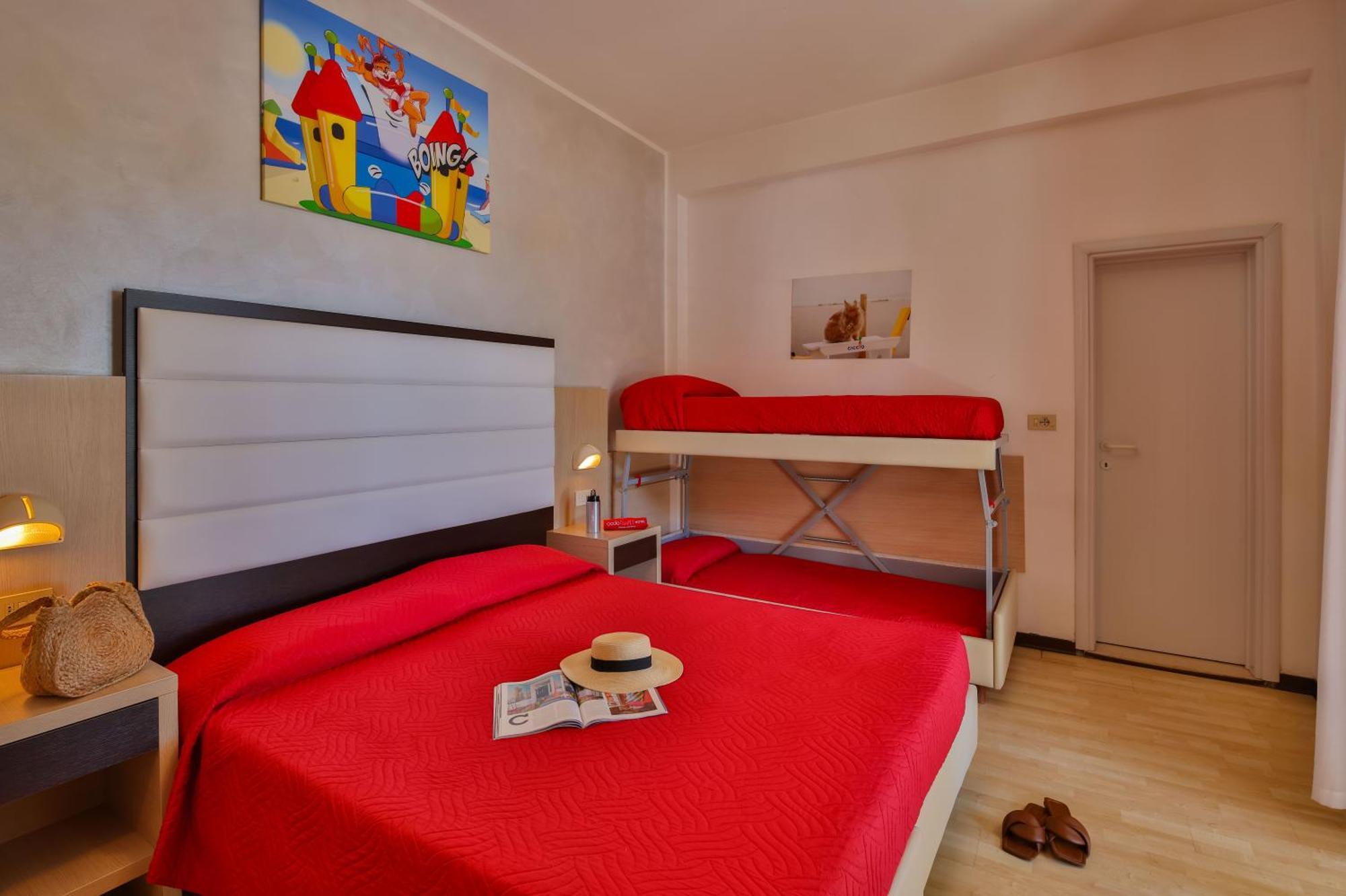 Ciccio Hotel Misano Adriatico Buitenkant foto