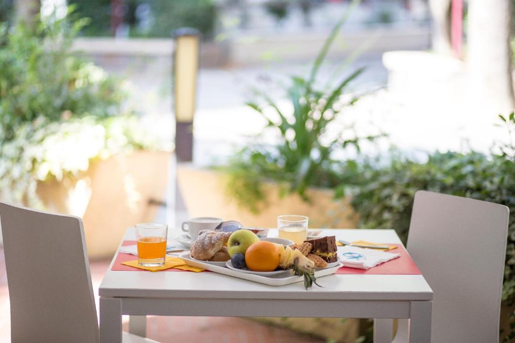 Ciccio Hotel Misano Adriatico Buitenkant foto