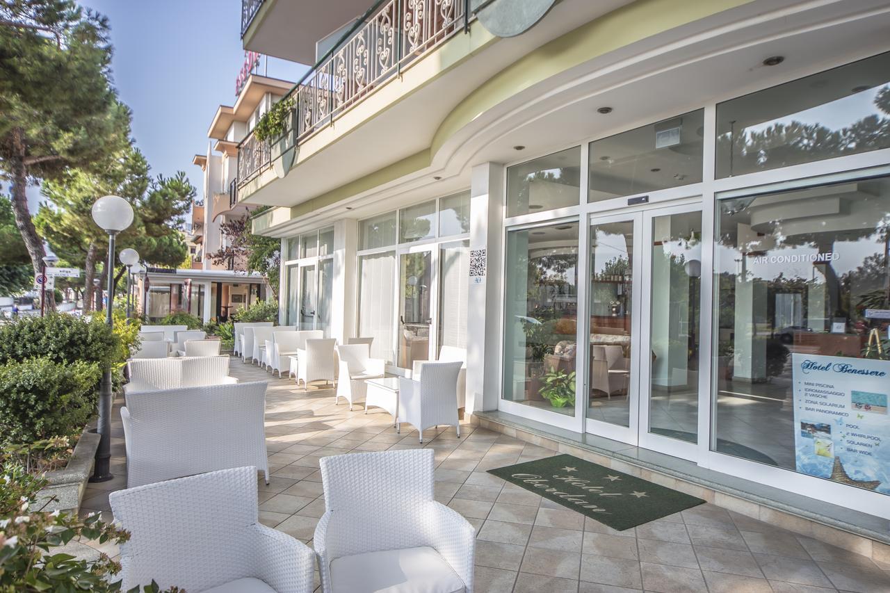 Ciccio Hotel Misano Adriatico Buitenkant foto