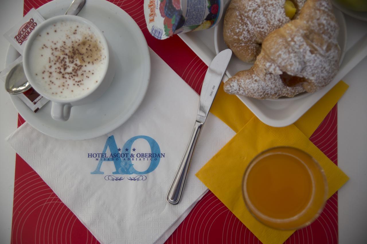 Ciccio Hotel Misano Adriatico Buitenkant foto